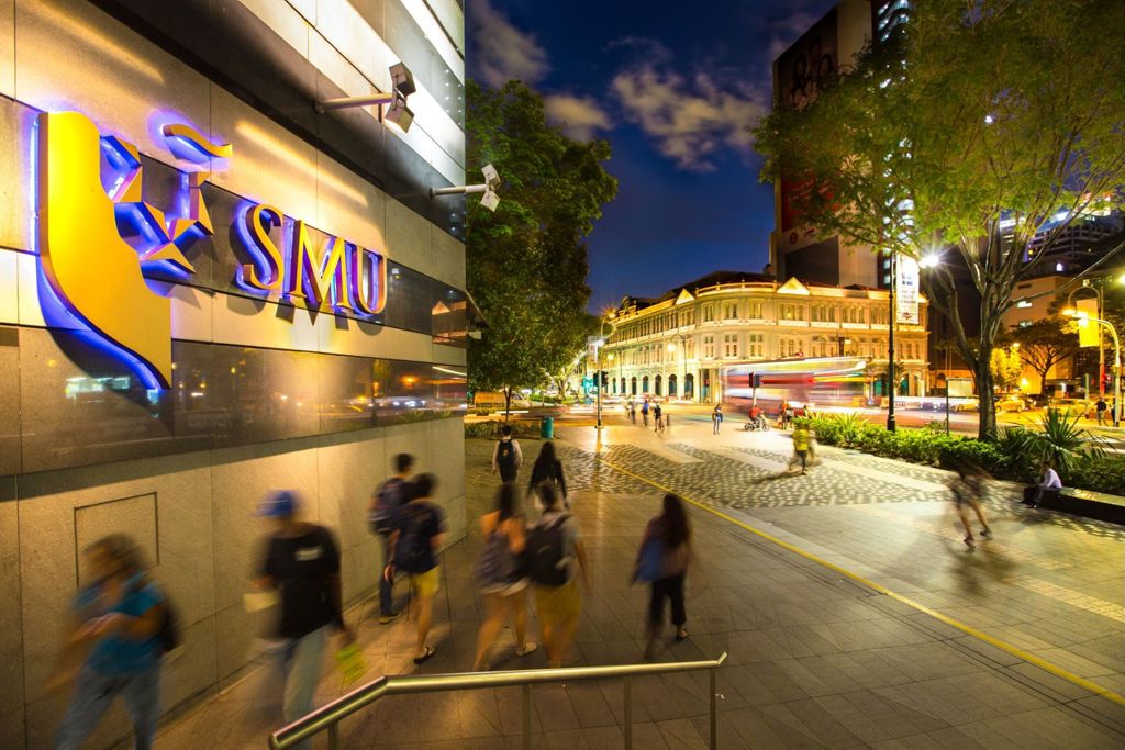 Miniature of Entrance to Lee Kong Chian School of Business facing Vanguard Building in 2015