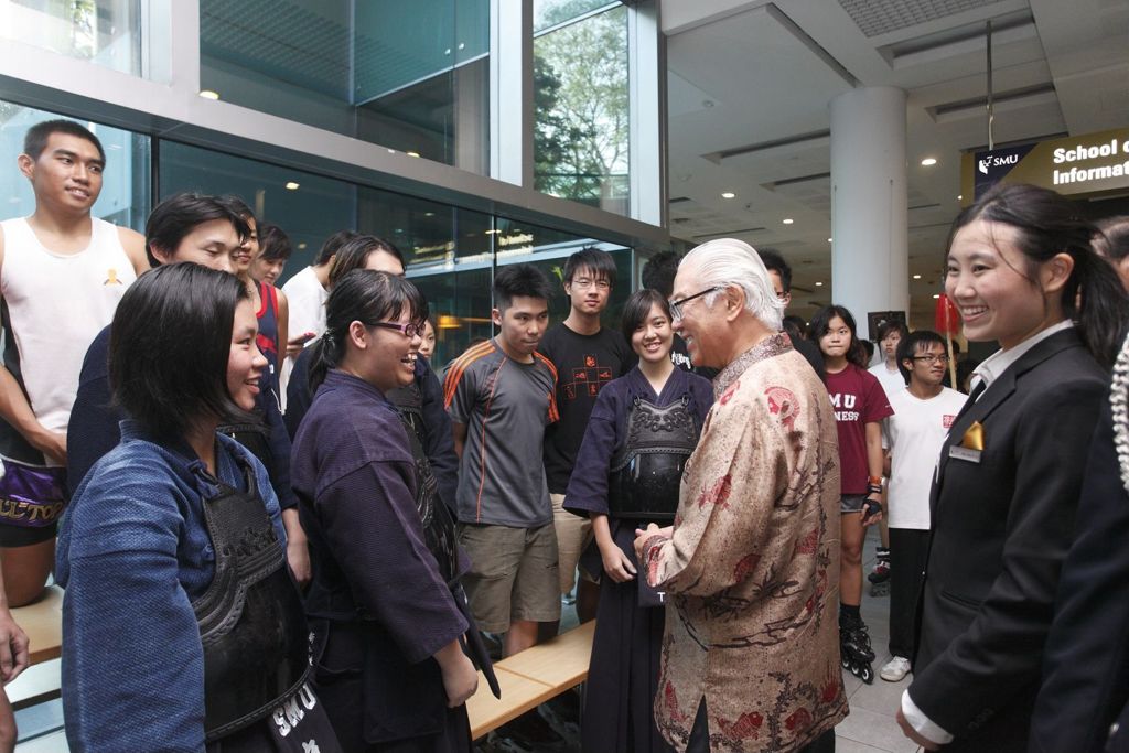 Miniature of President Tony Tan engages with students on Patron's Day 2012