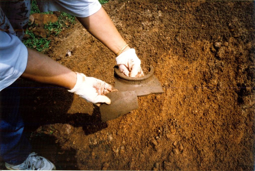 Miniature of Archaeological Survey at Bras Basah Park