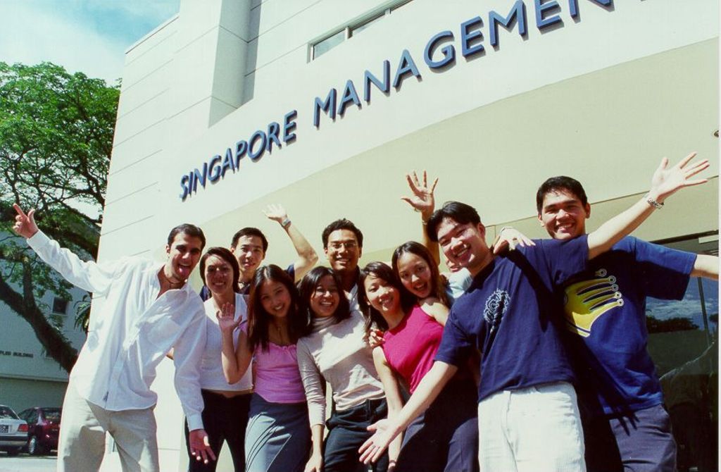 Miniature of Students at Evans Road Building