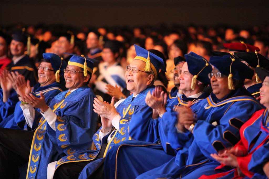 Miniature of Convocation 2009