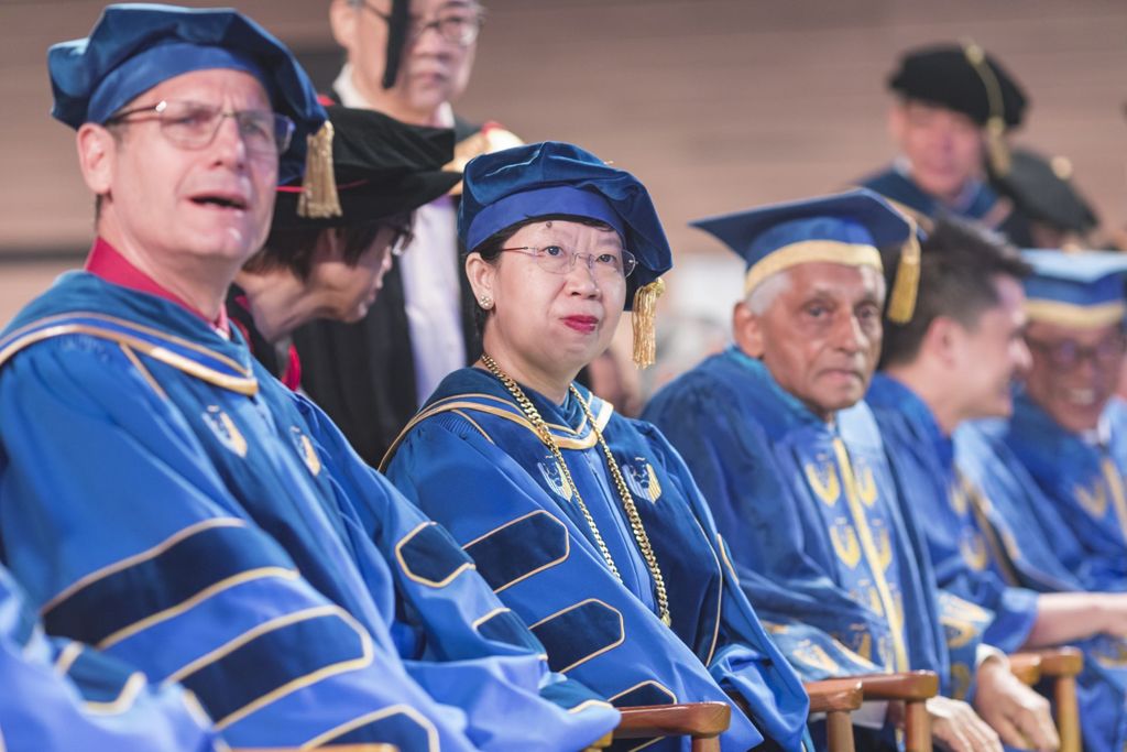 Miniature of Prof Lily Kong at the SMU Commencement Opening Ceremony 2019