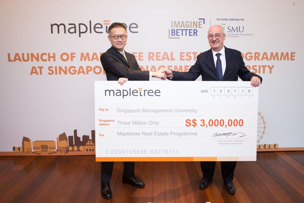 Miniature of At the launch of Mapletree Real Estate Programme in 2018